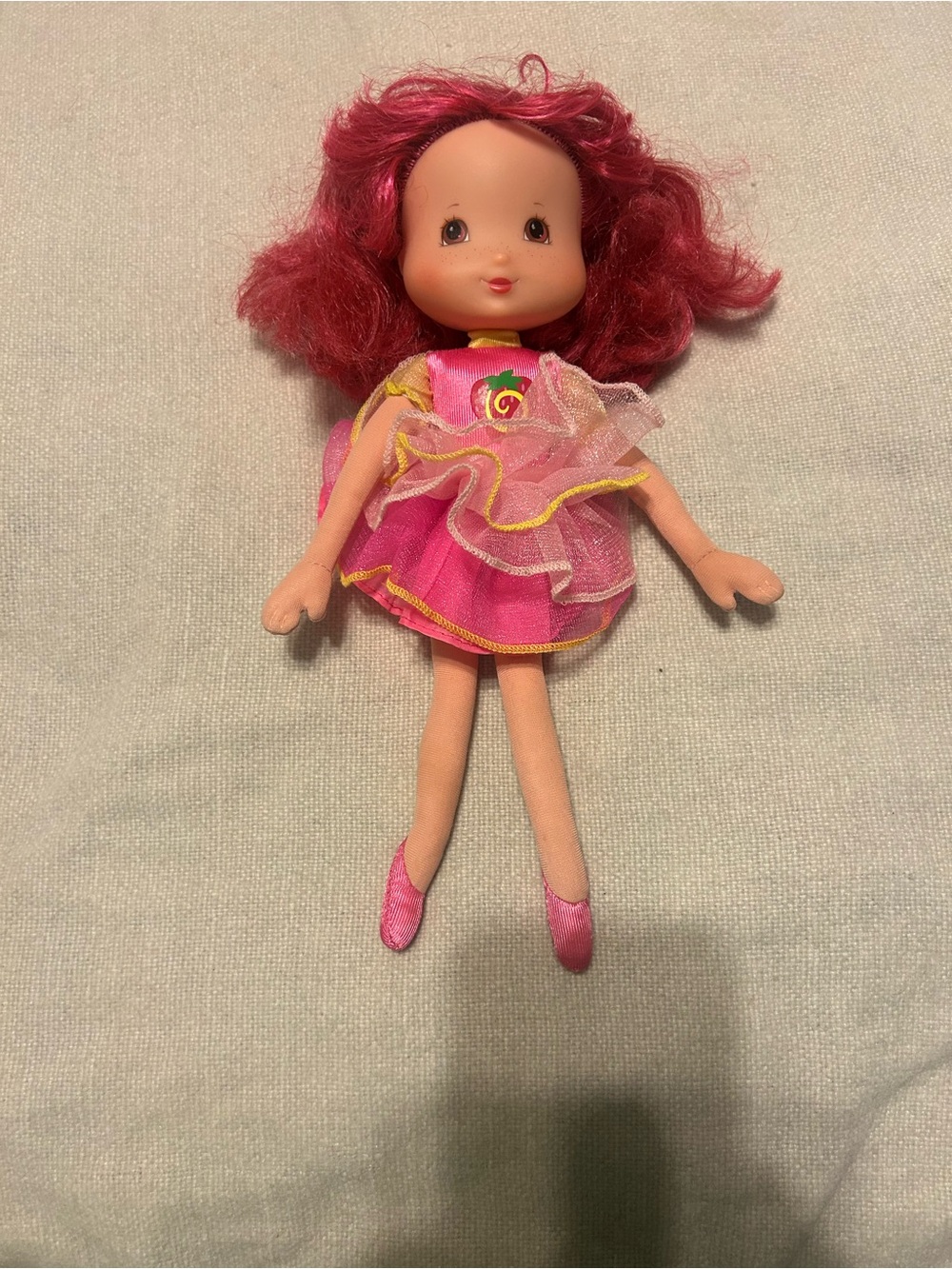 Strawberry shortcake doll 2006